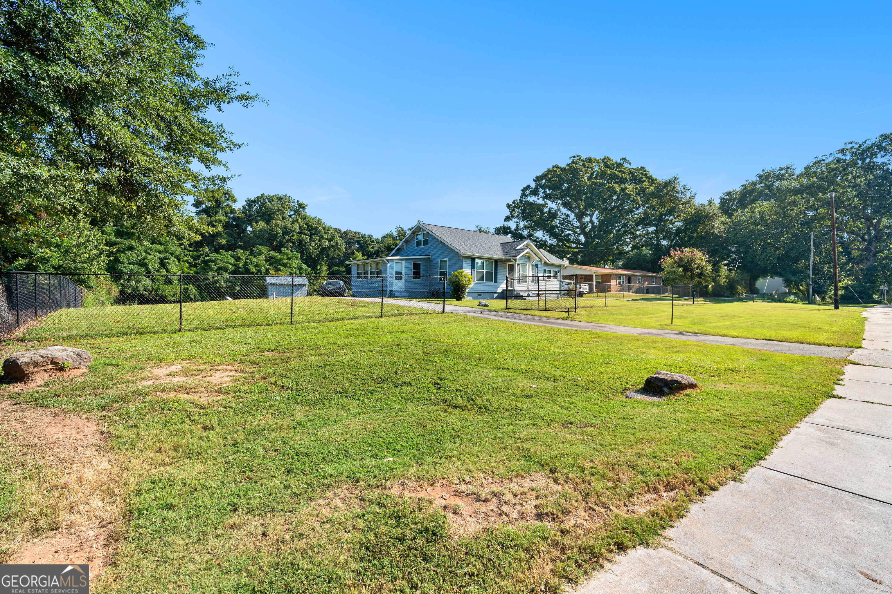 2892 Rex Road Property Photo 2