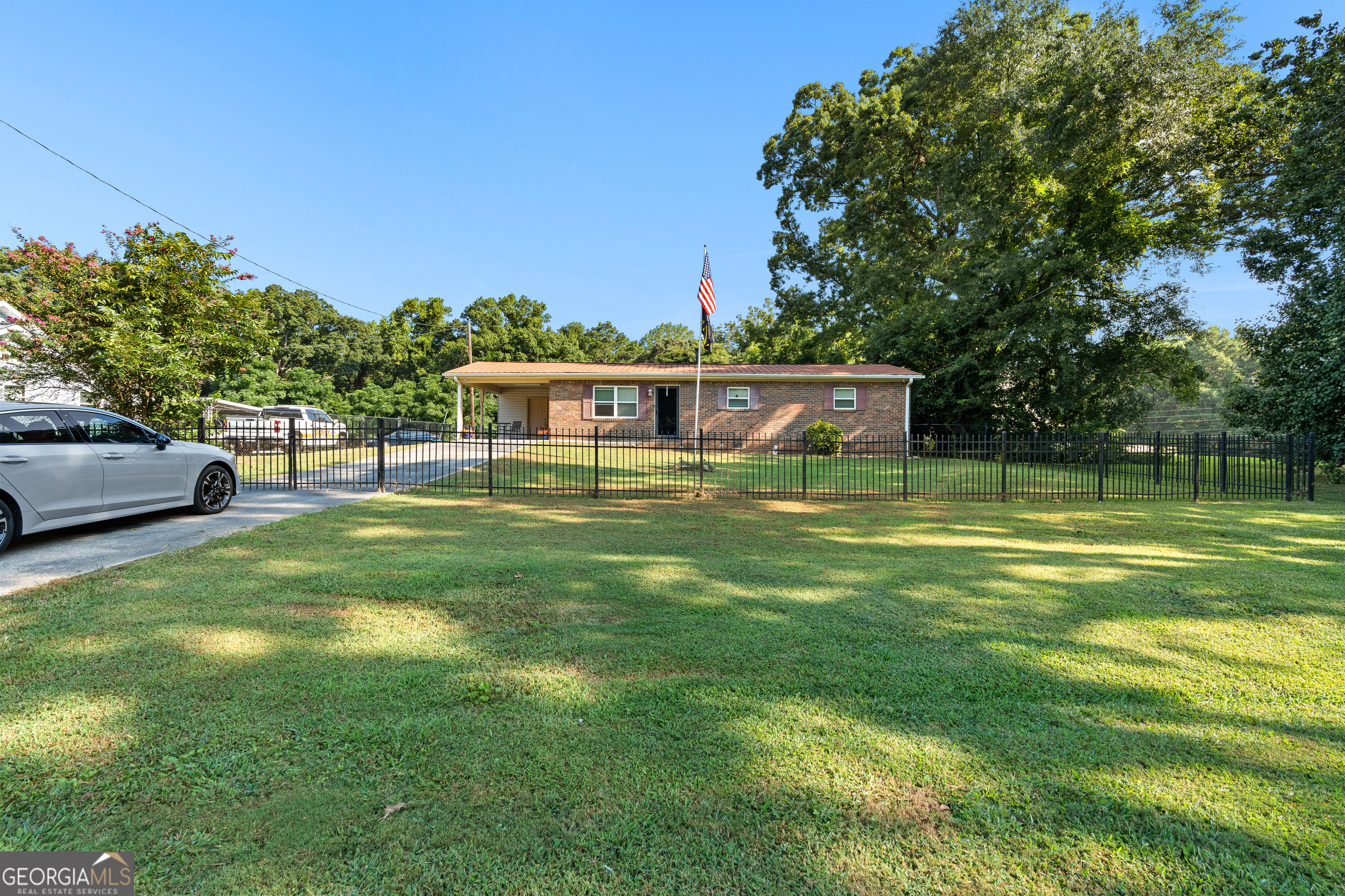 2892 Rex Road Property Photo 6