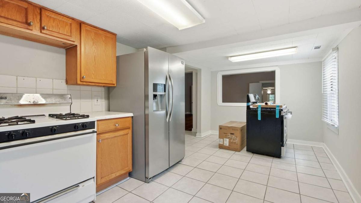 523 Wynn Road Property Photo 9