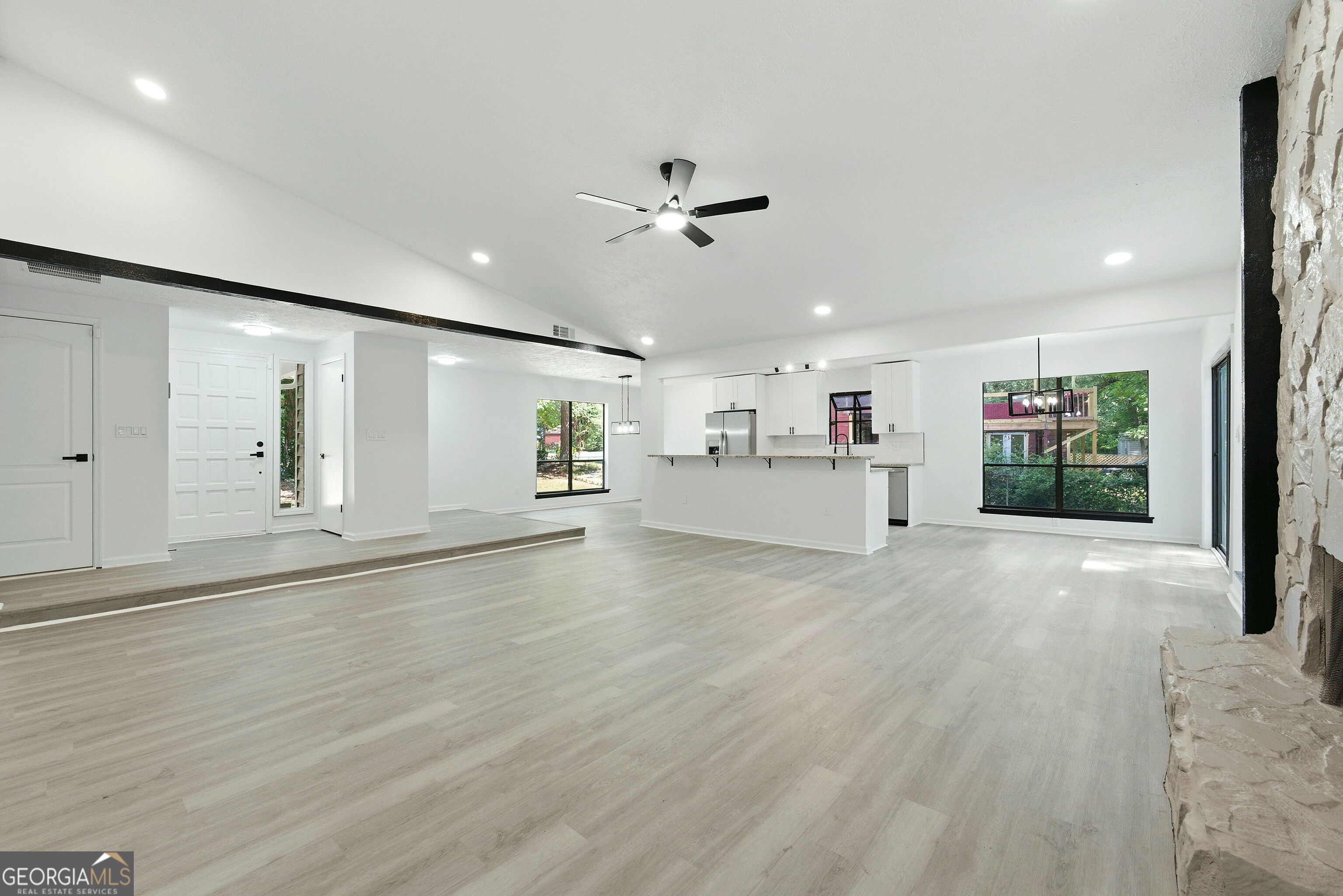 6350 Beethoven Circle Property Photo 8