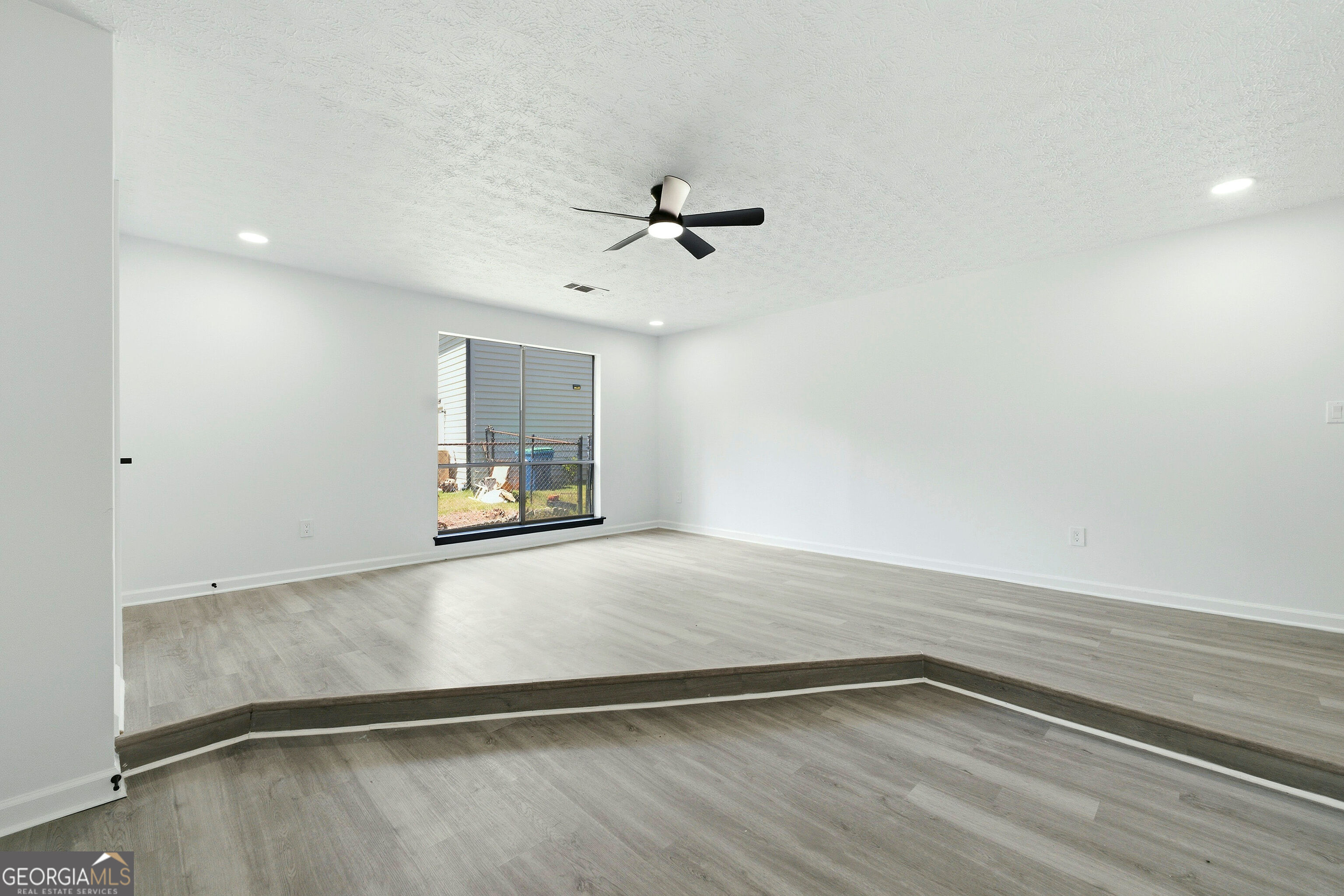 6350 Beethoven Circle Property Photo 15