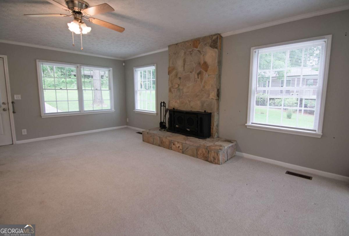 1671 West Pine Lake Drive Property Photo 8