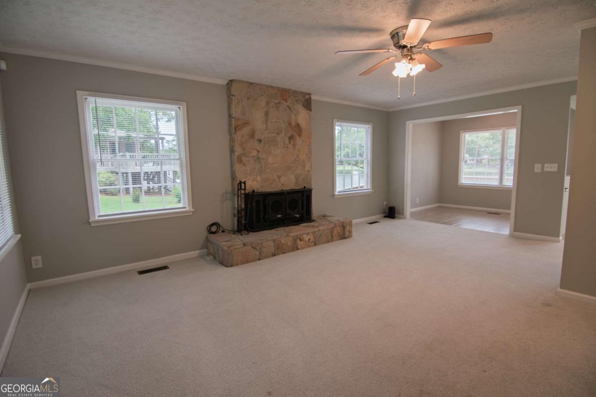 1671 West Pine Lake Drive Property Photo 9