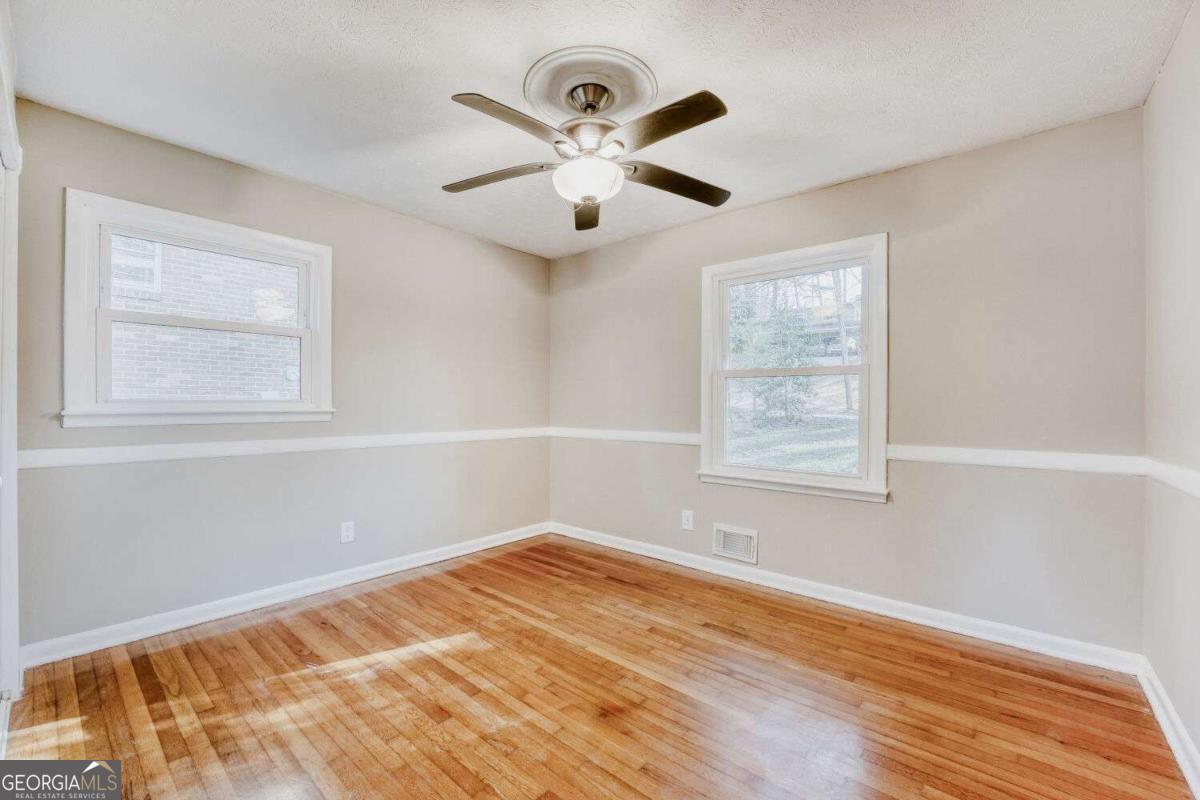 675 Collingwood Drive Property Photo 16