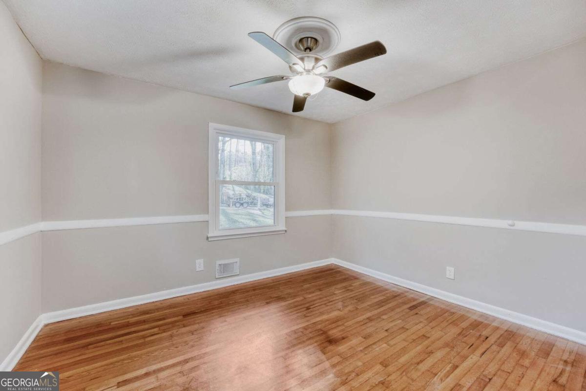 675 Collingwood Drive Property Photo 17