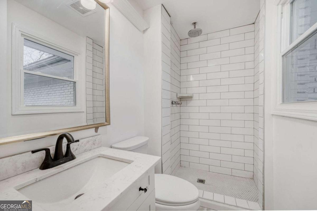 675 Collingwood Drive Property Photo 20