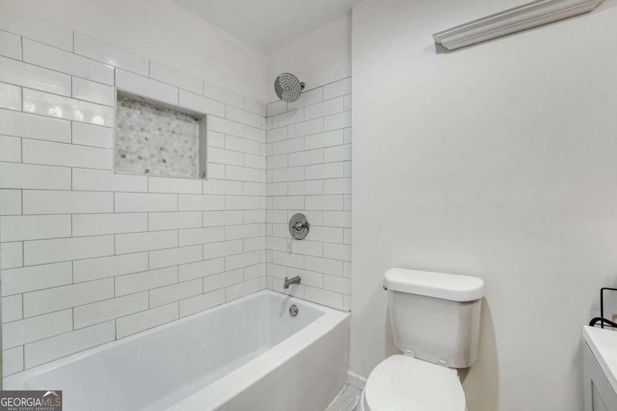 675 Collingwood Drive Property Photo 22