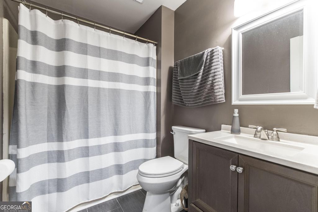 101 Charlie Court Property Photo 24