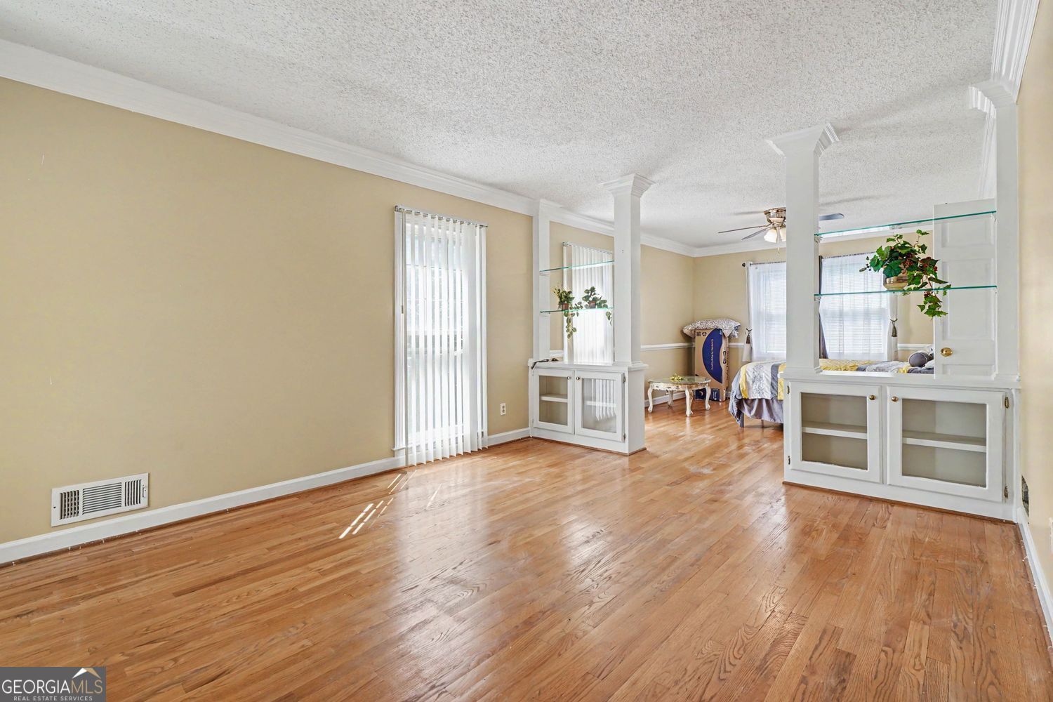 7336 Waters Edge Drive Property Photo 18