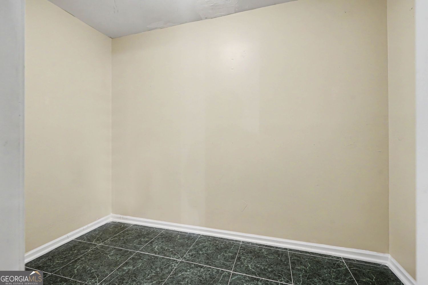 7336 Waters Edge Drive Property Photo 36