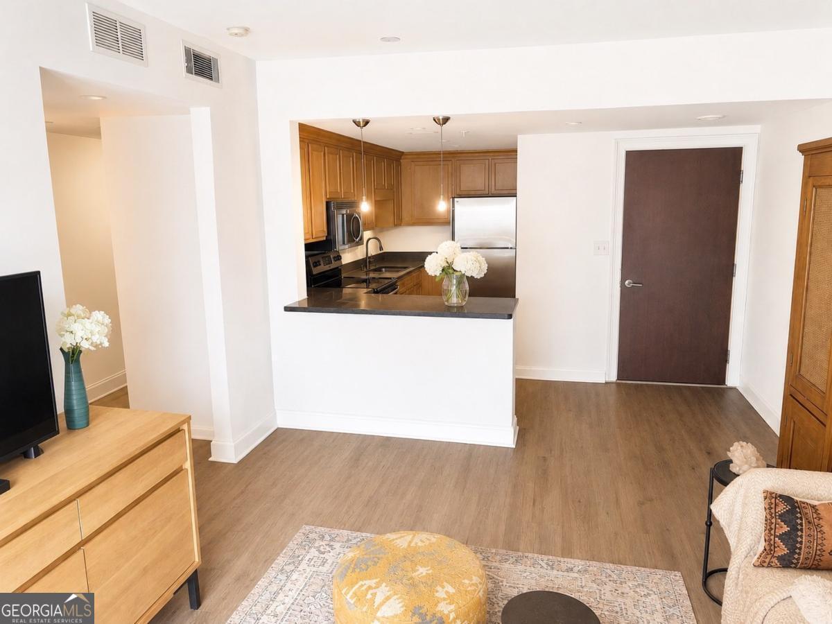 199 14th Street Ne # 2106 Property Photo 4