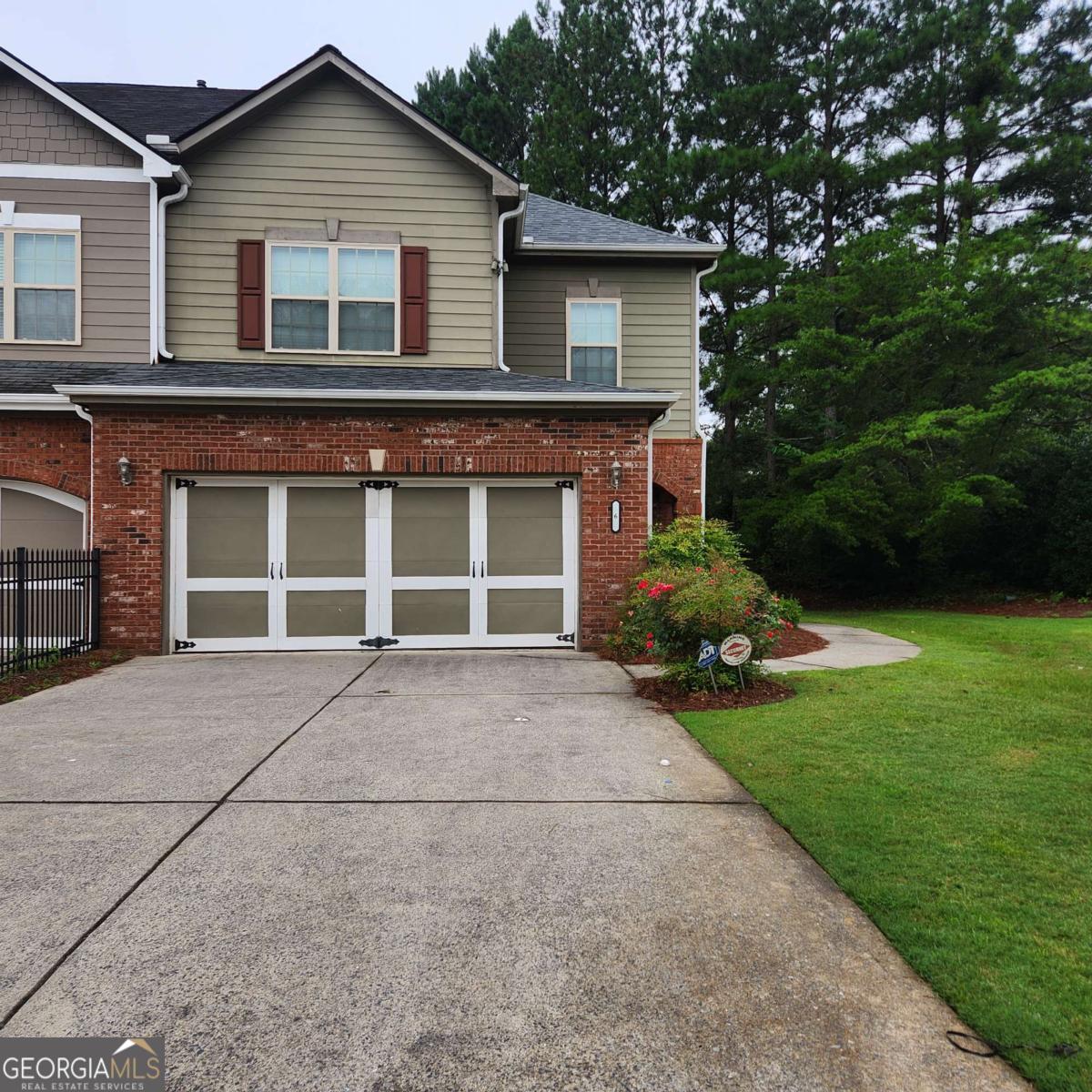 6 Trailside Way Property Photo 2