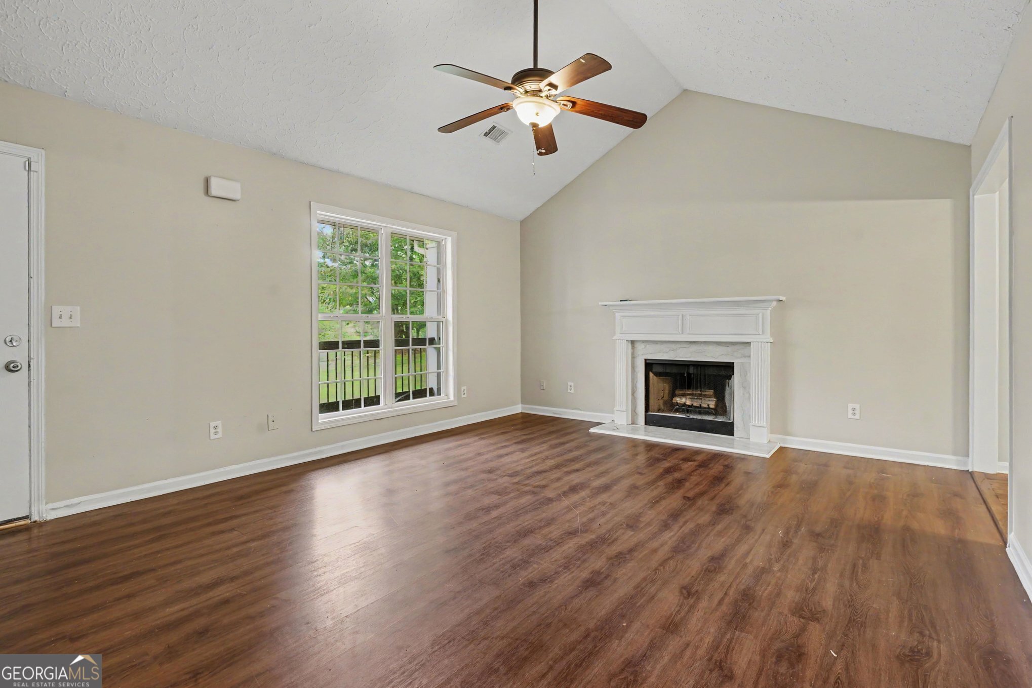 1705 Bismarck Circle Property Photo 5