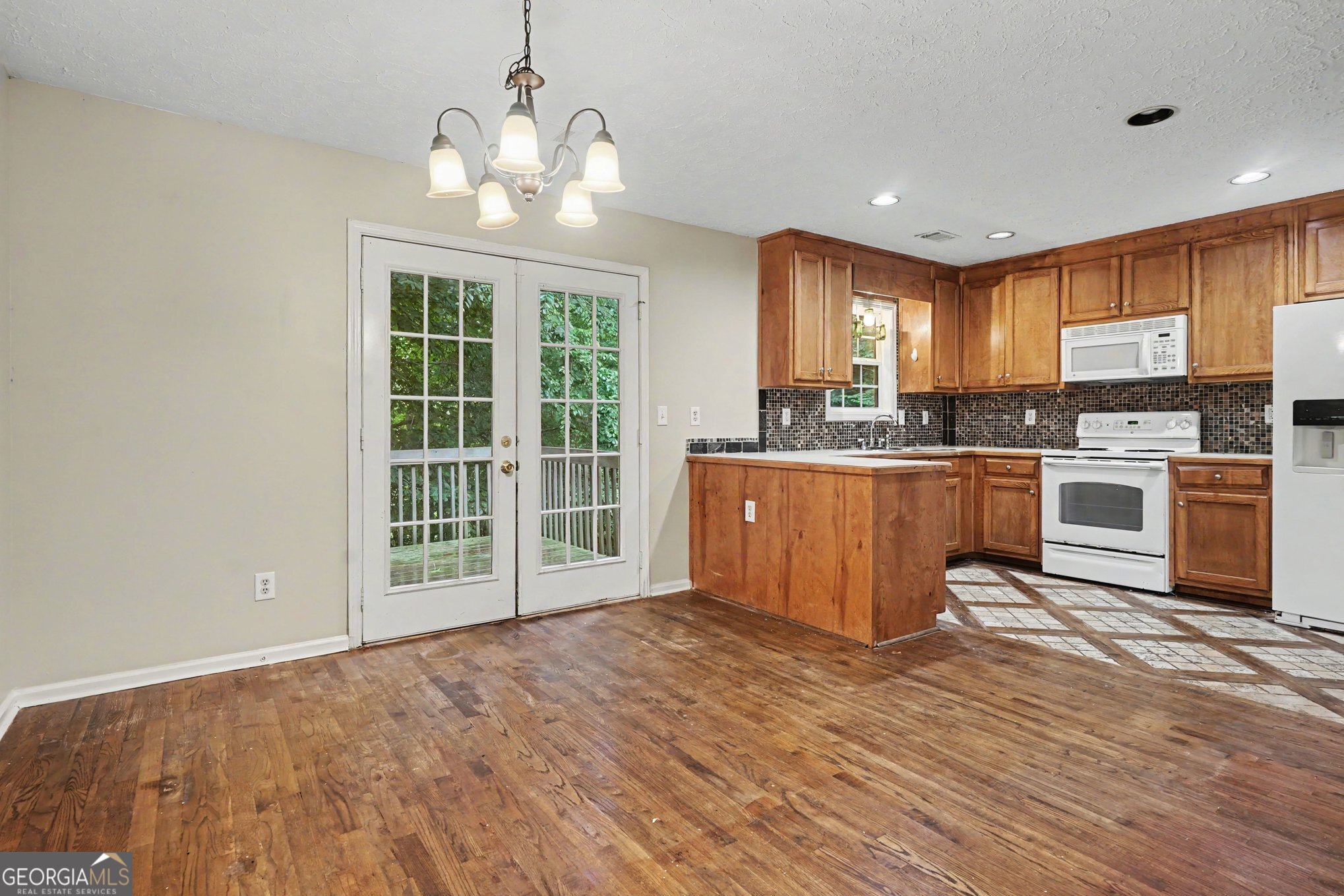 1705 Bismarck Circle Property Photo 6