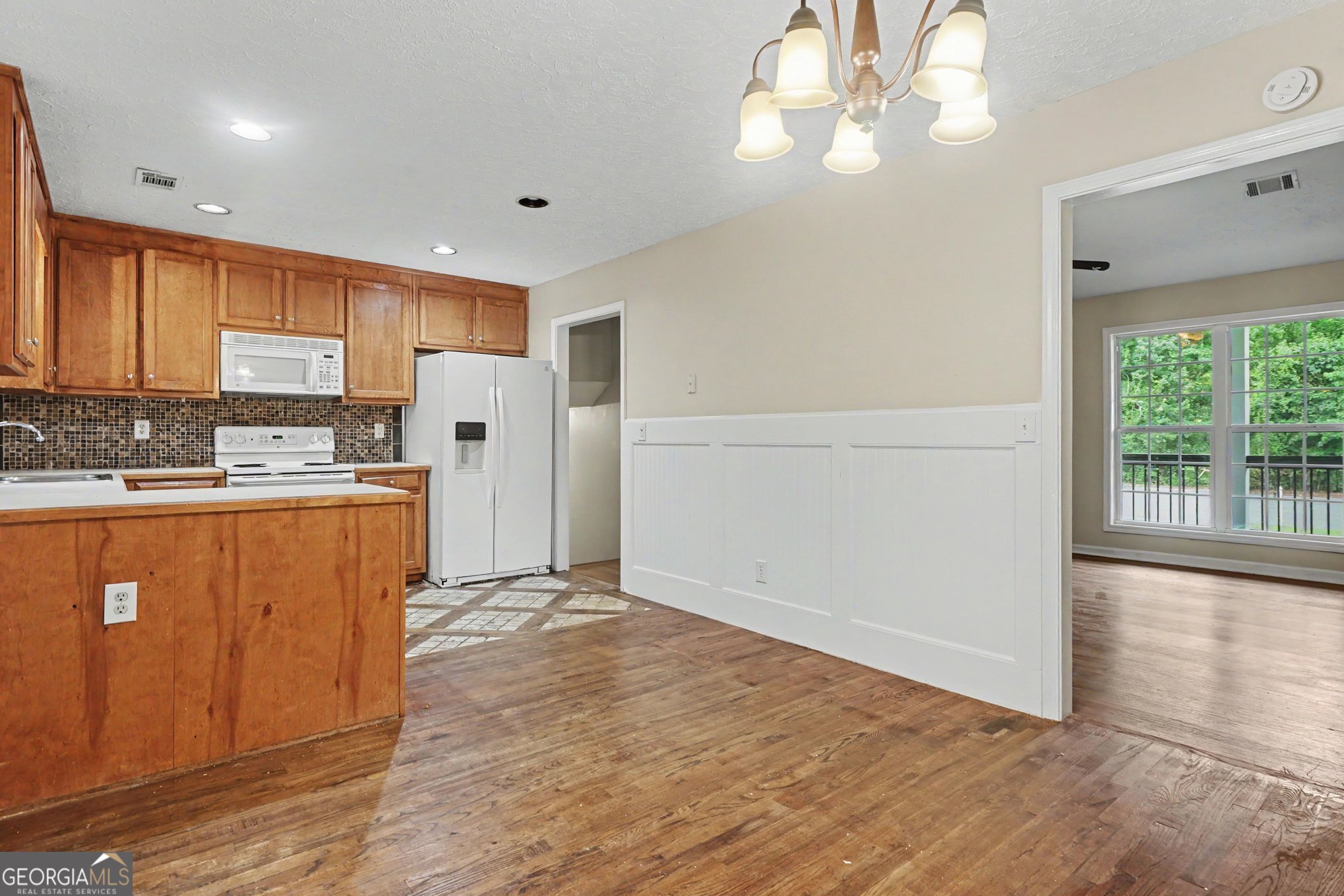 1705 Bismarck Circle Property Photo 7