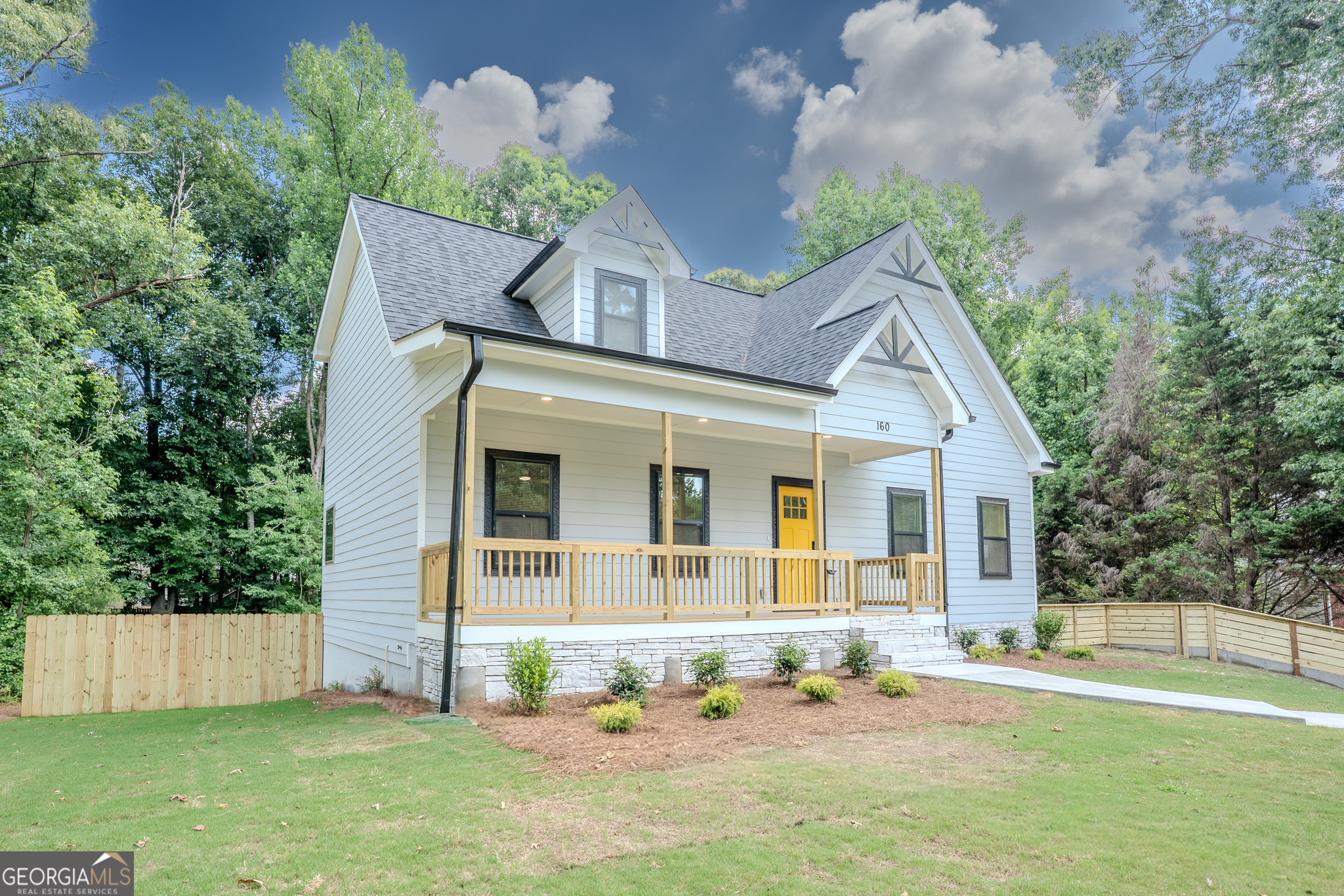 160 Rosewood Circle Property Photo 3