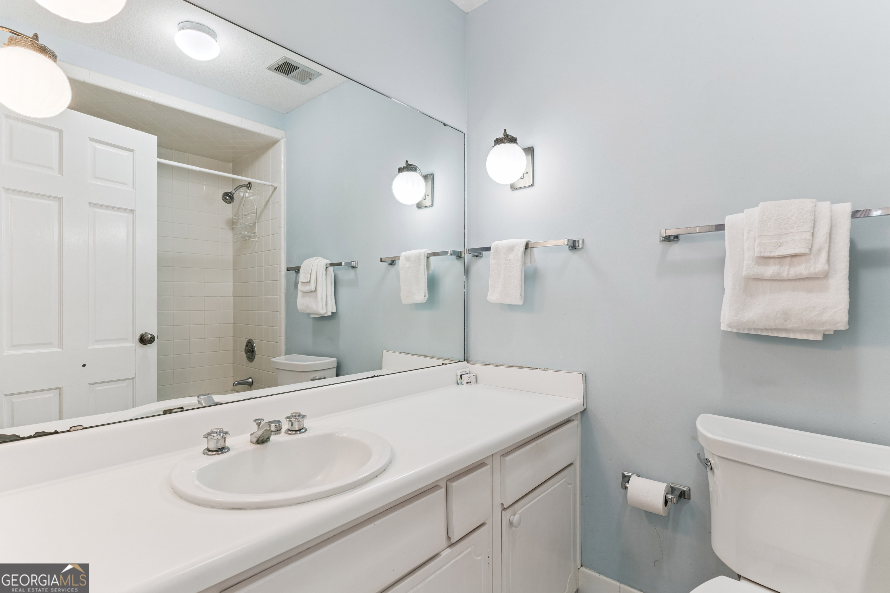 205 Palm Drive Property Photo 16
