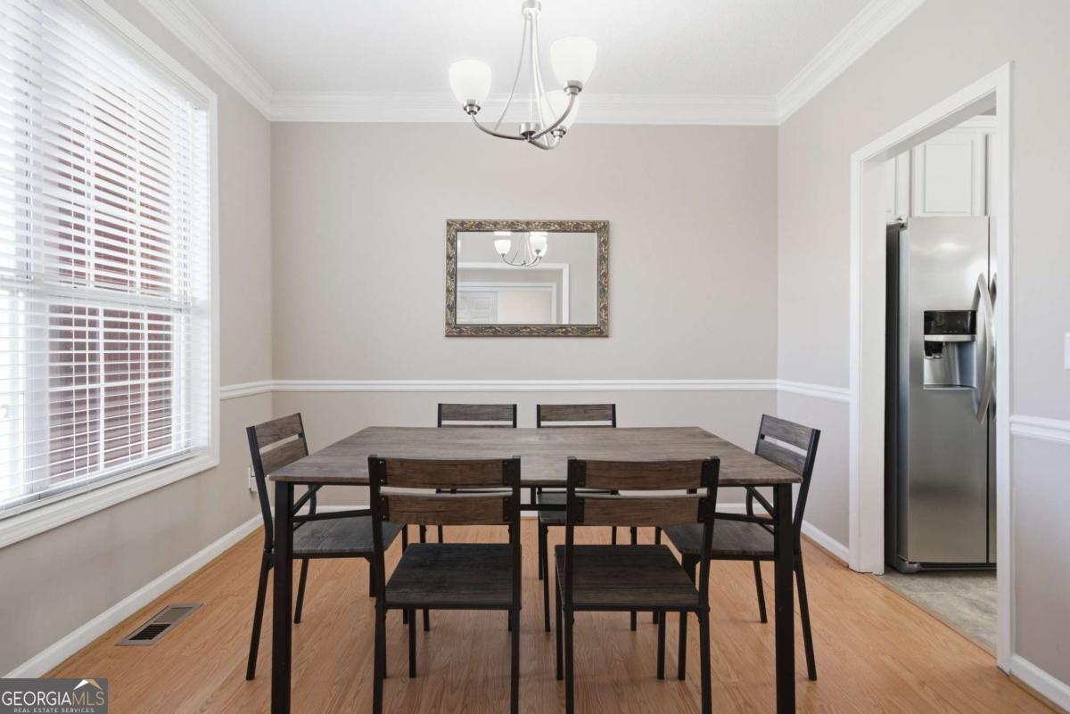 35 Planters Drive Nw Property Photo 8