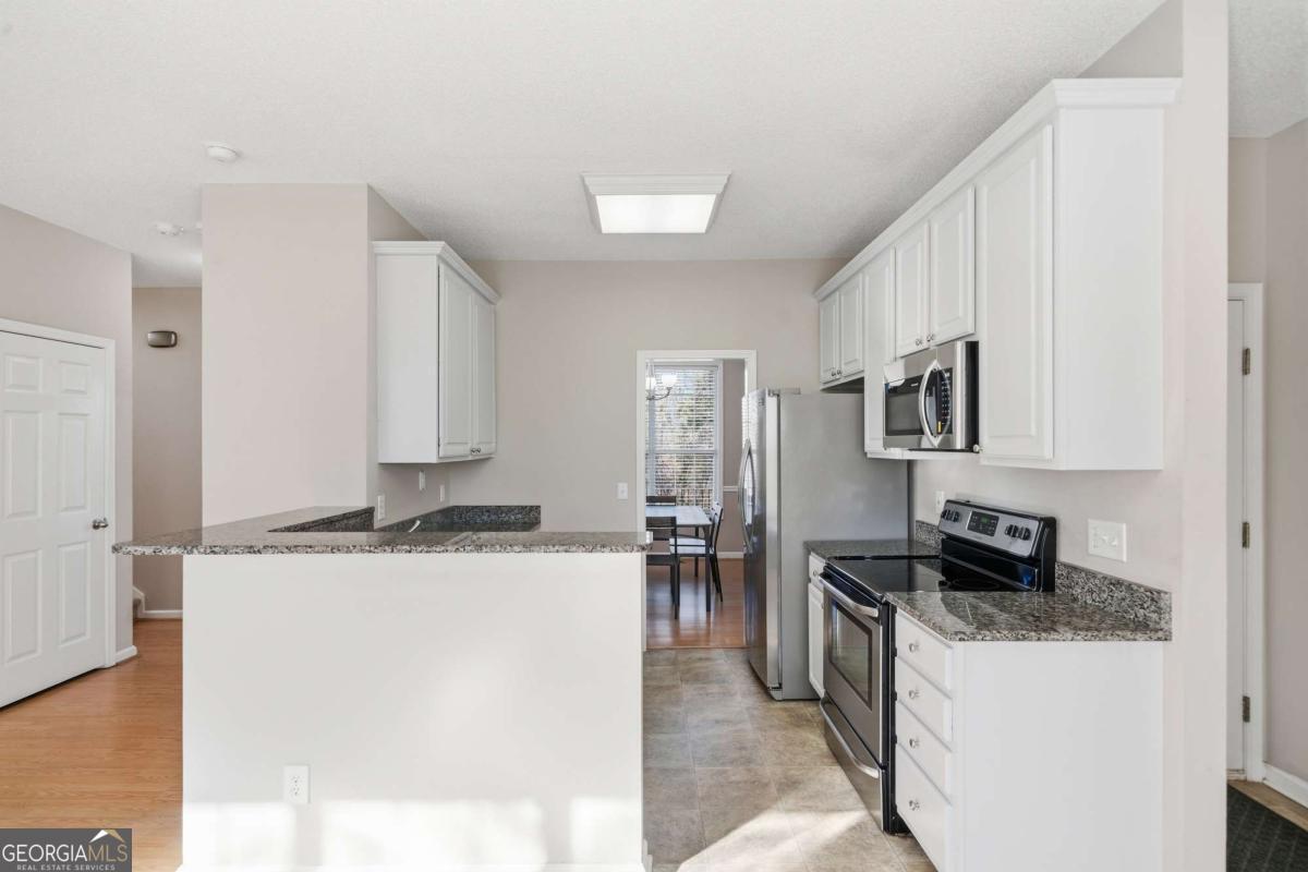 35 Planters Drive Nw Property Photo 15