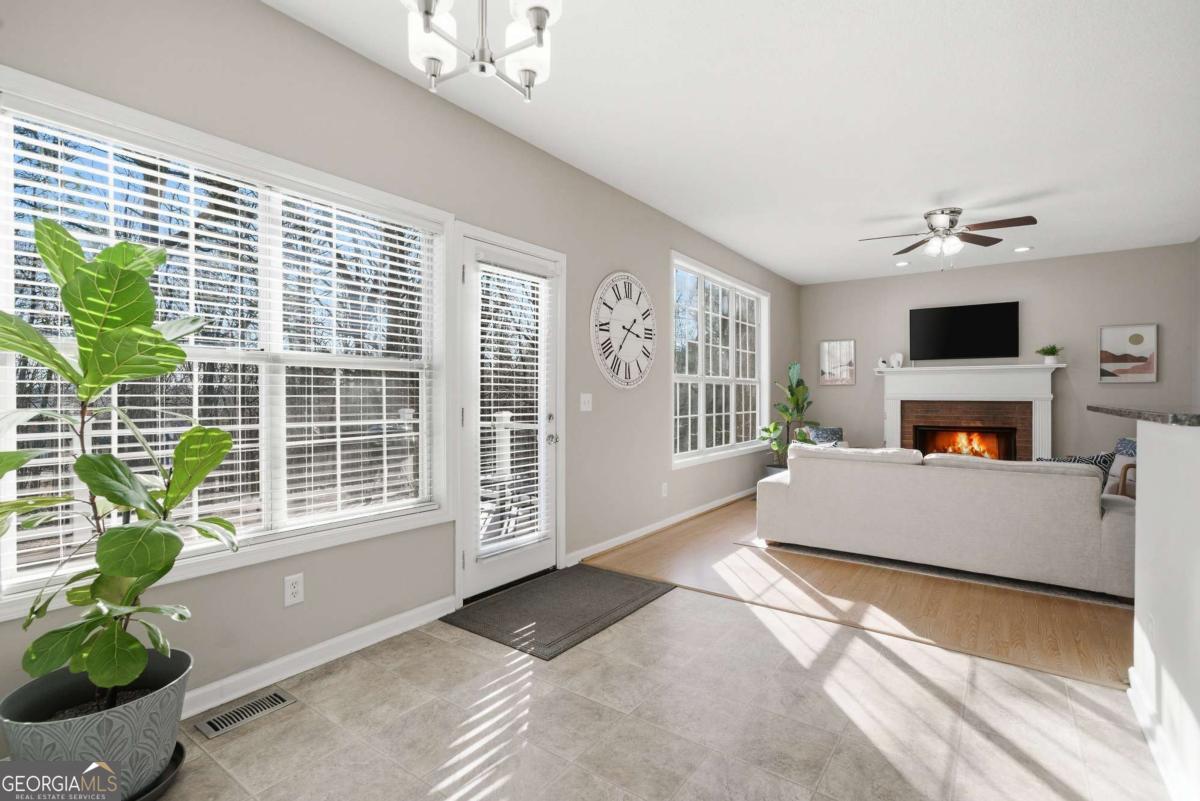 35 Planters Drive Nw Property Photo 18