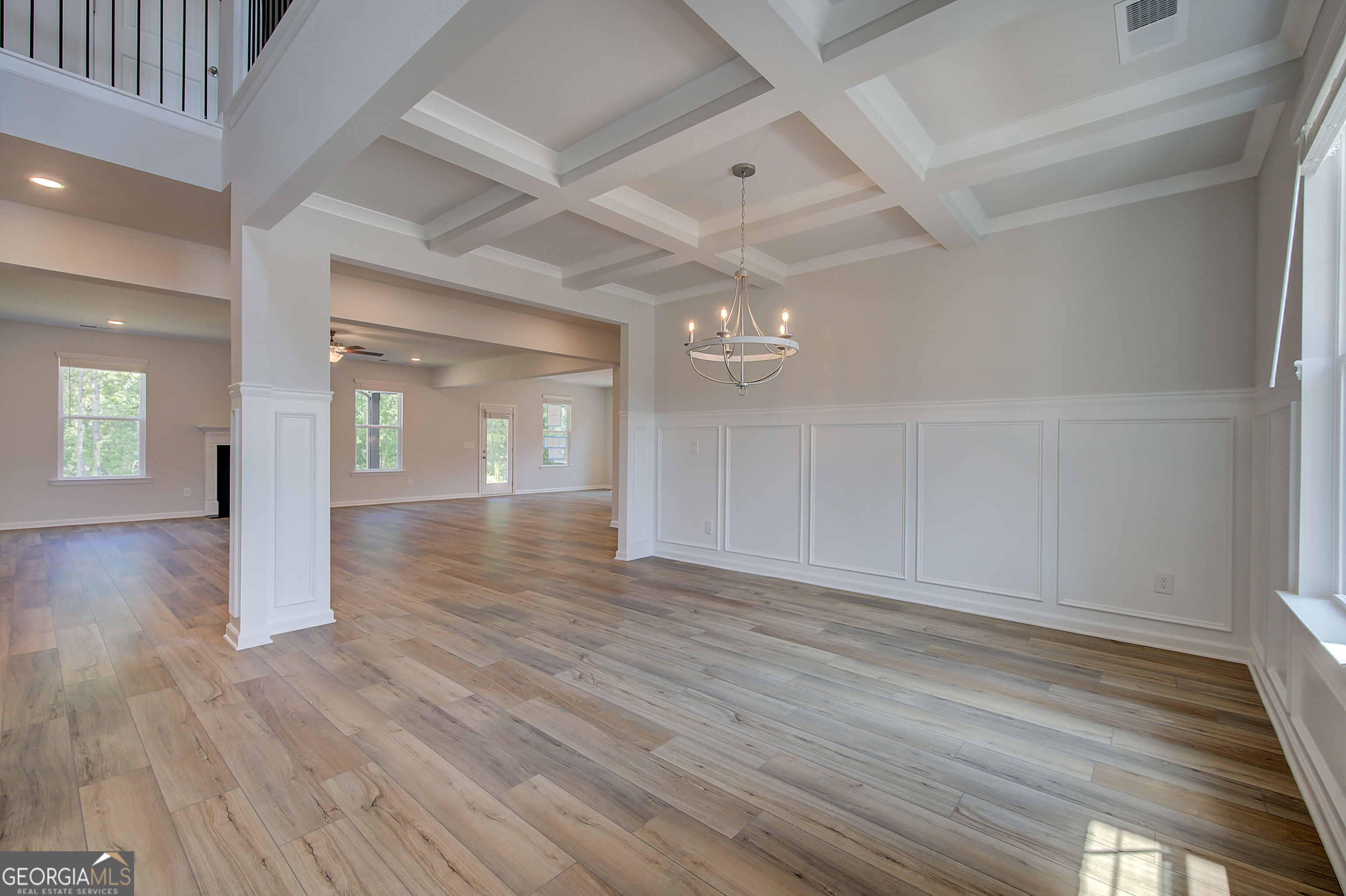 605 Button Grove Property Photo 7