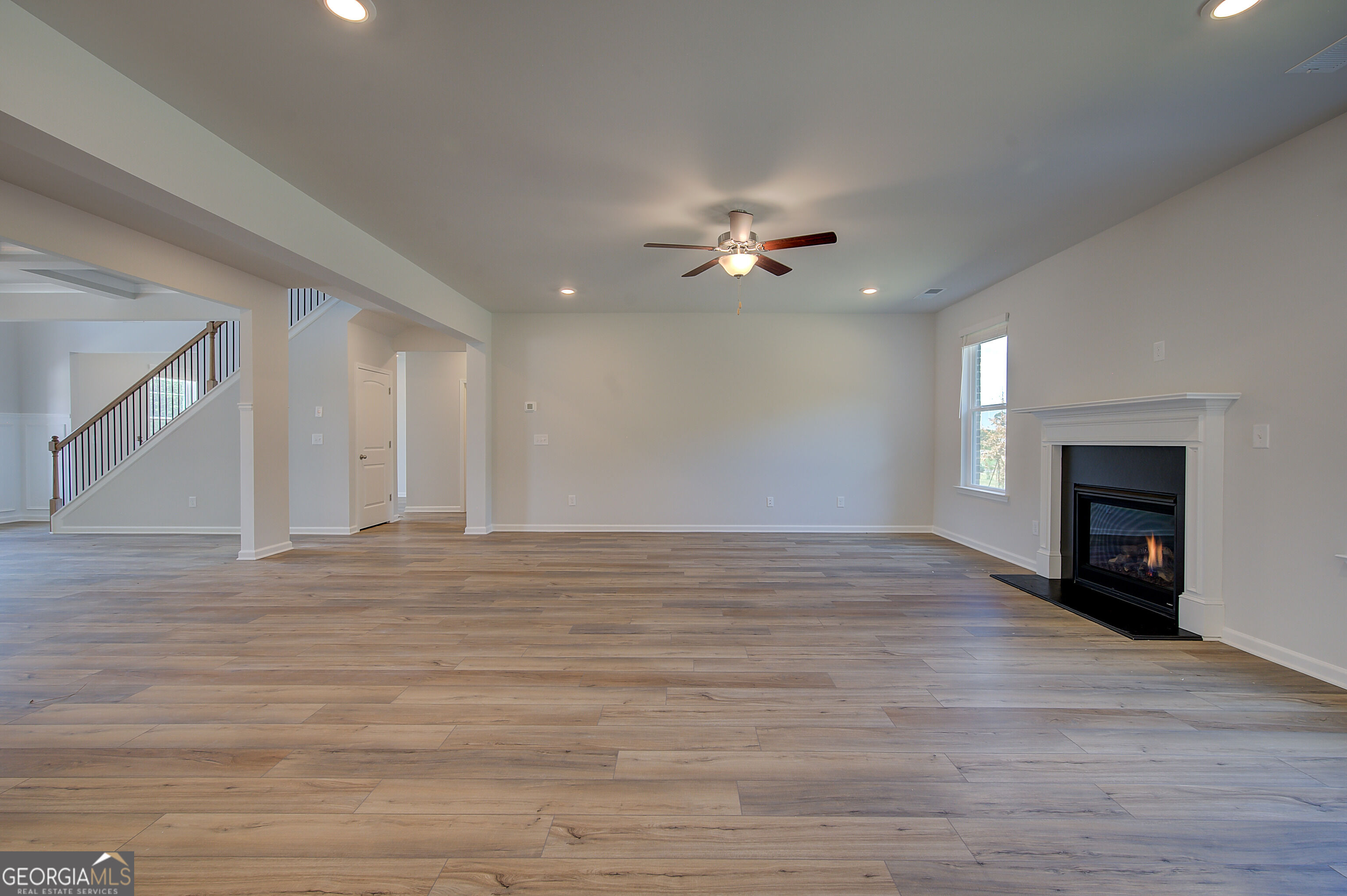 605 Button Grove Property Photo 18
