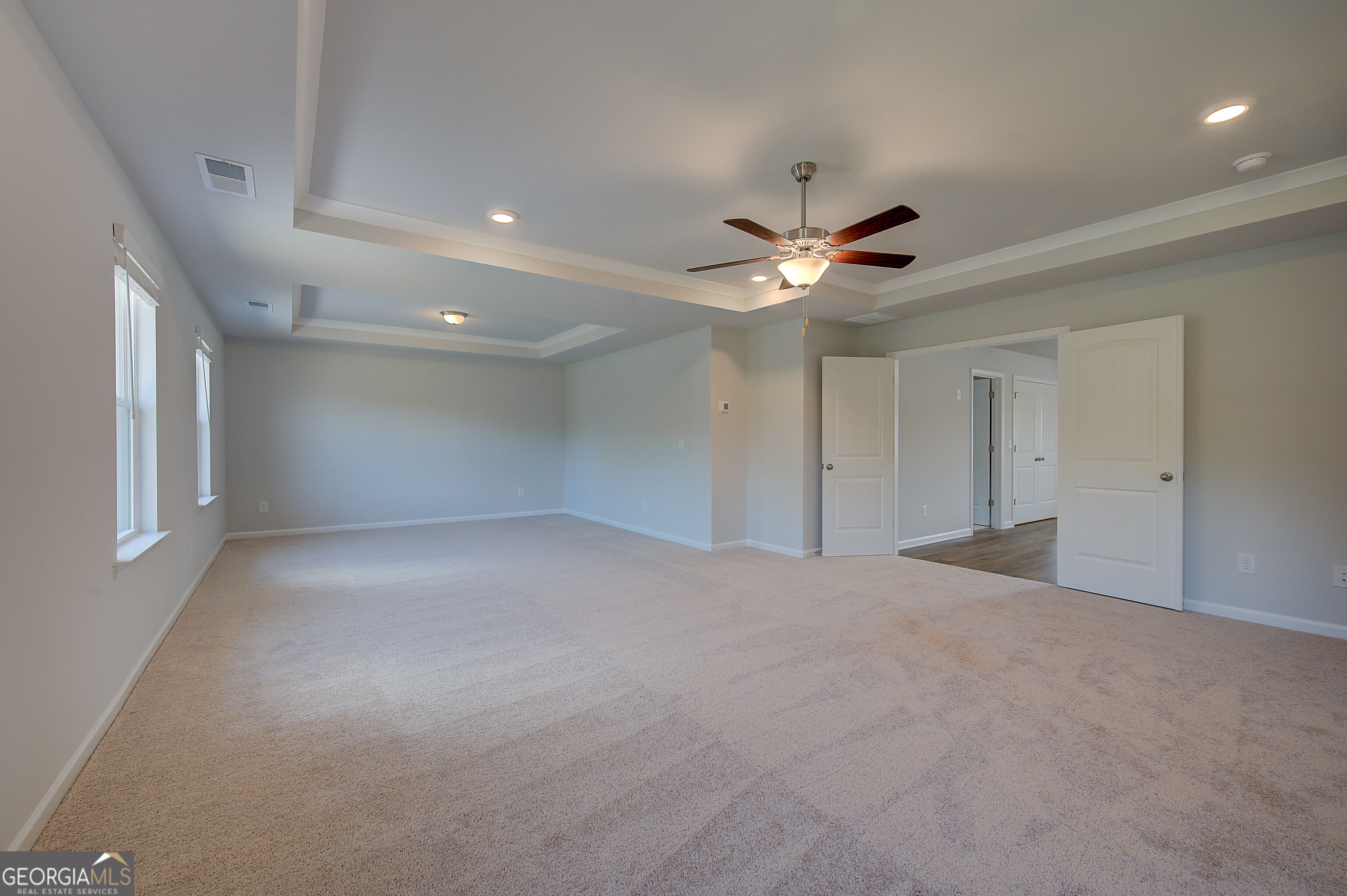 605 Button Grove Property Photo 27