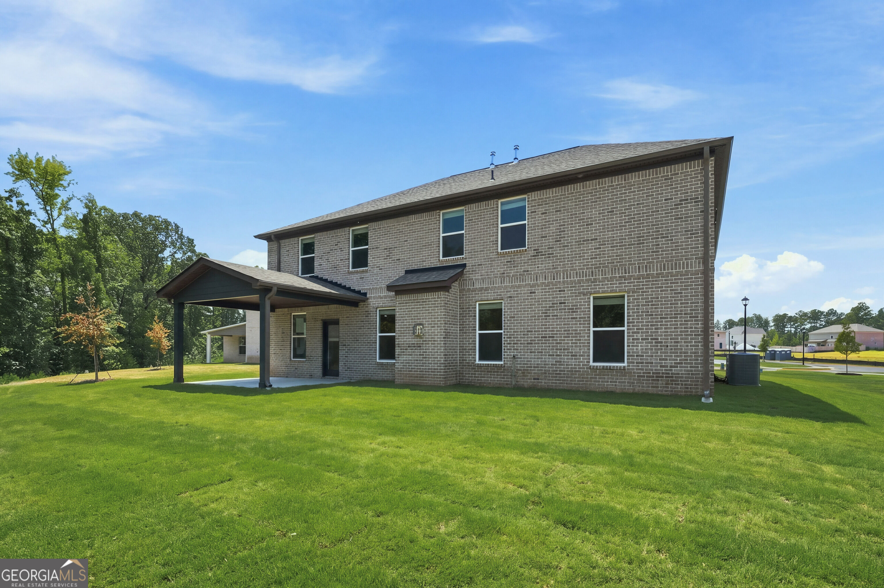 605 Button Grove Property Photo 34