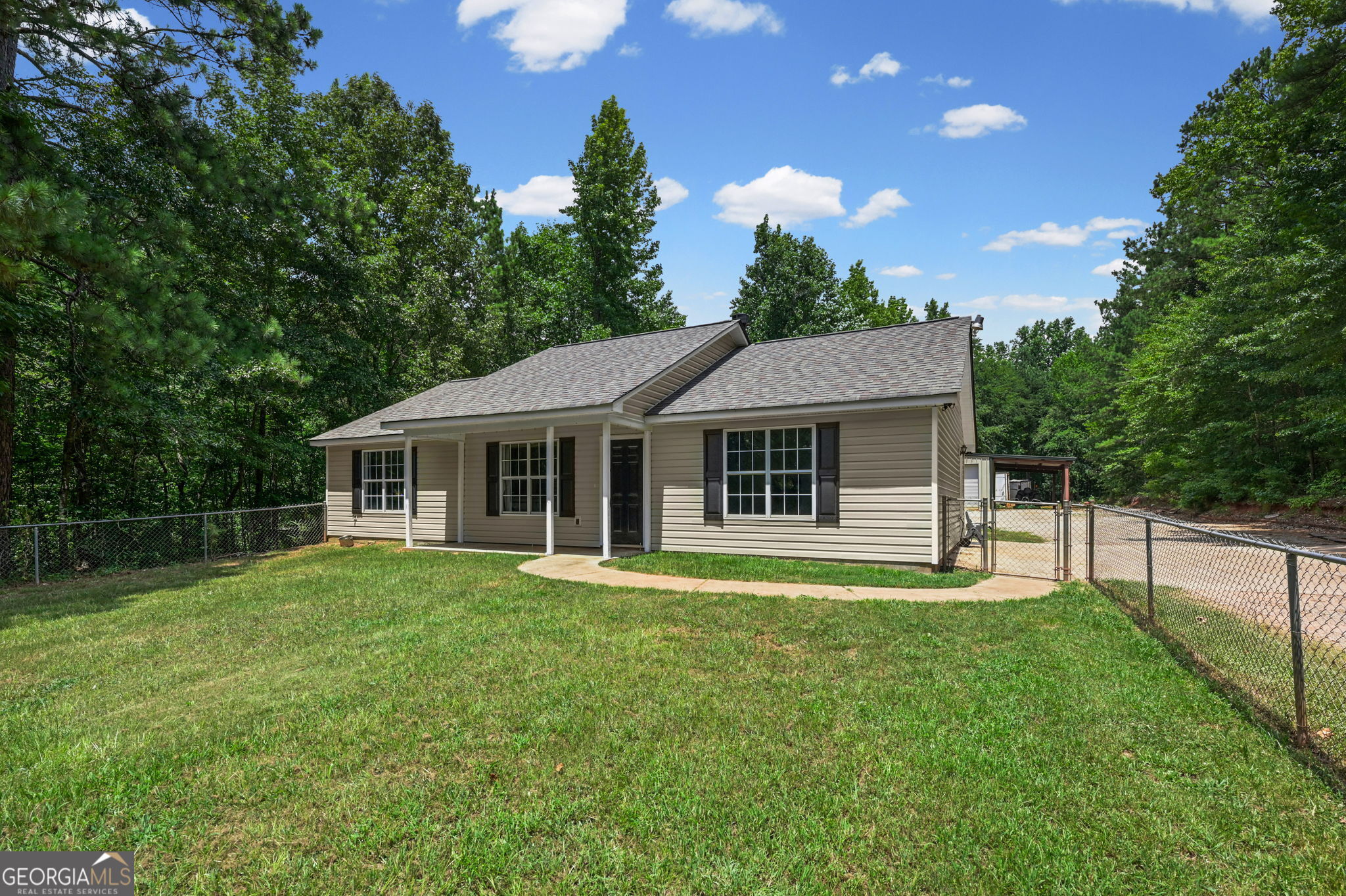 109 Pinedale Circle Property Photo 2