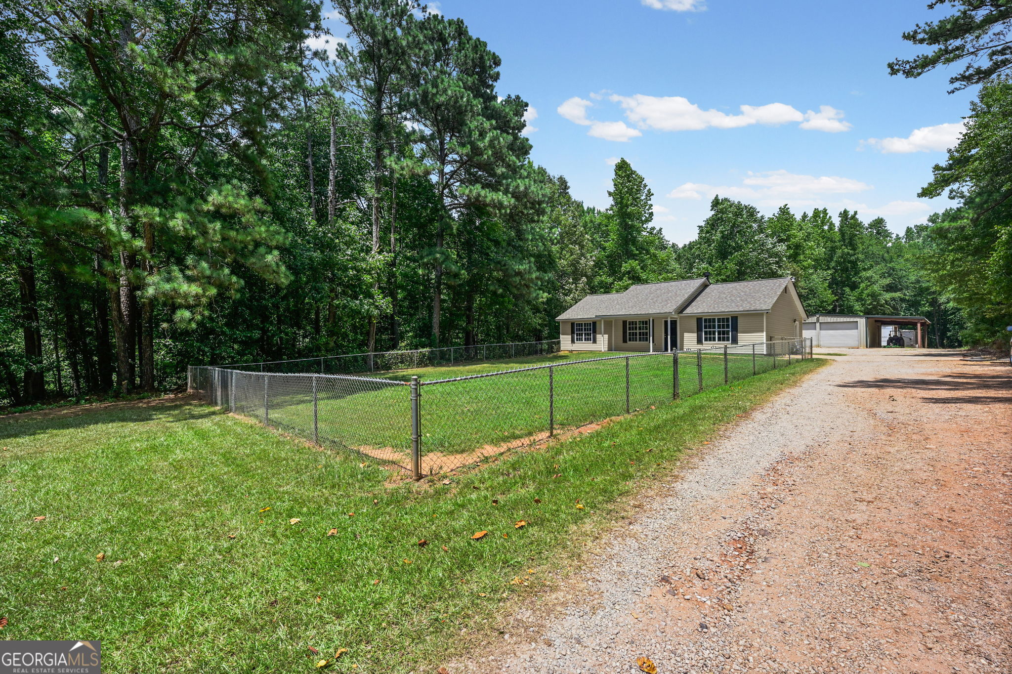 109 Pinedale Circle Property Photo 4