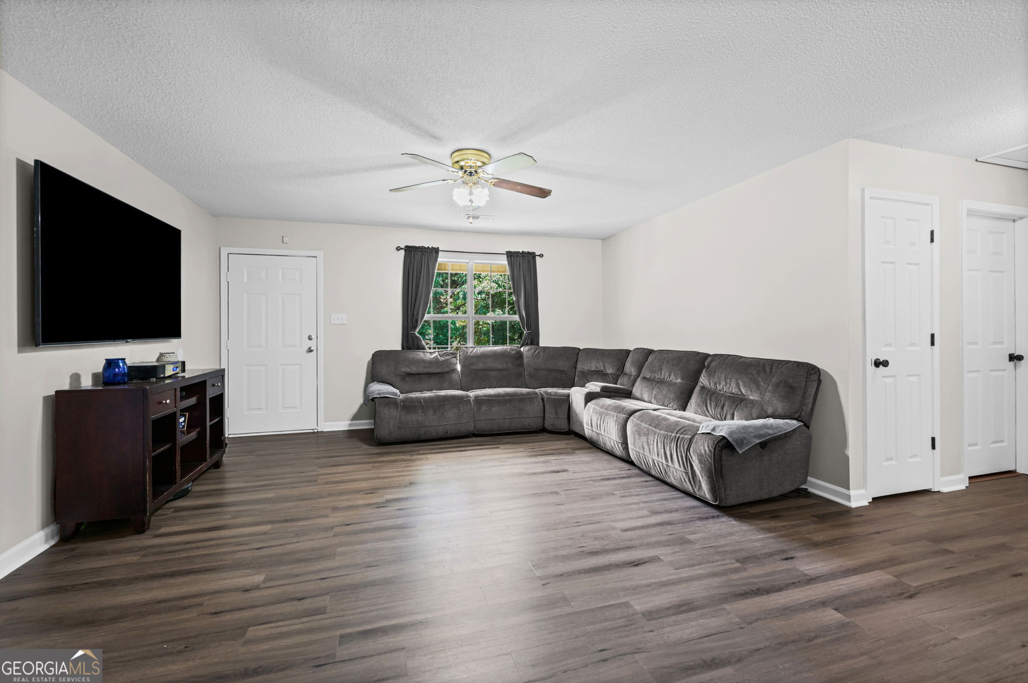 109 Pinedale Circle Property Photo 7