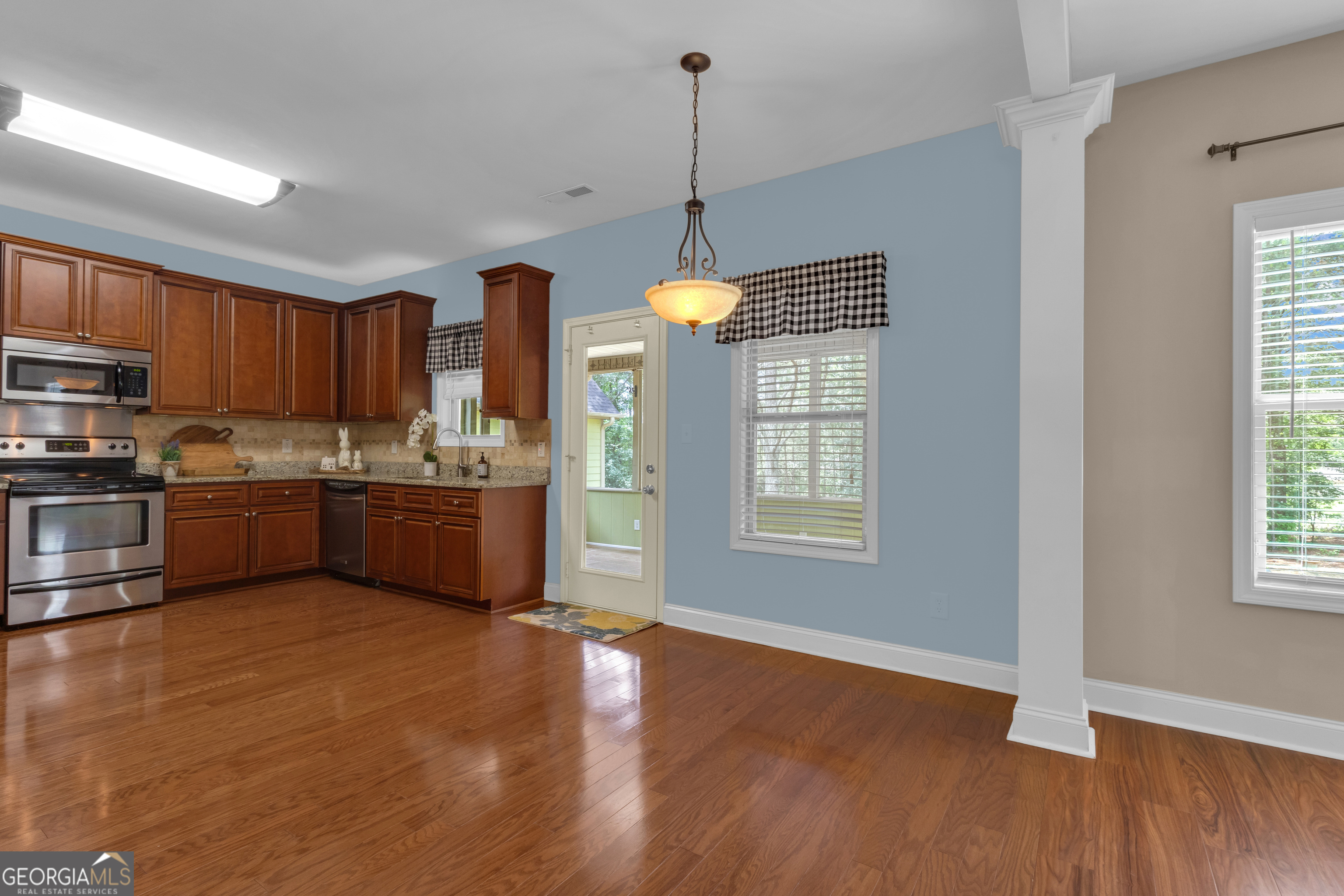 495 George Coggin Road Property Photo 19