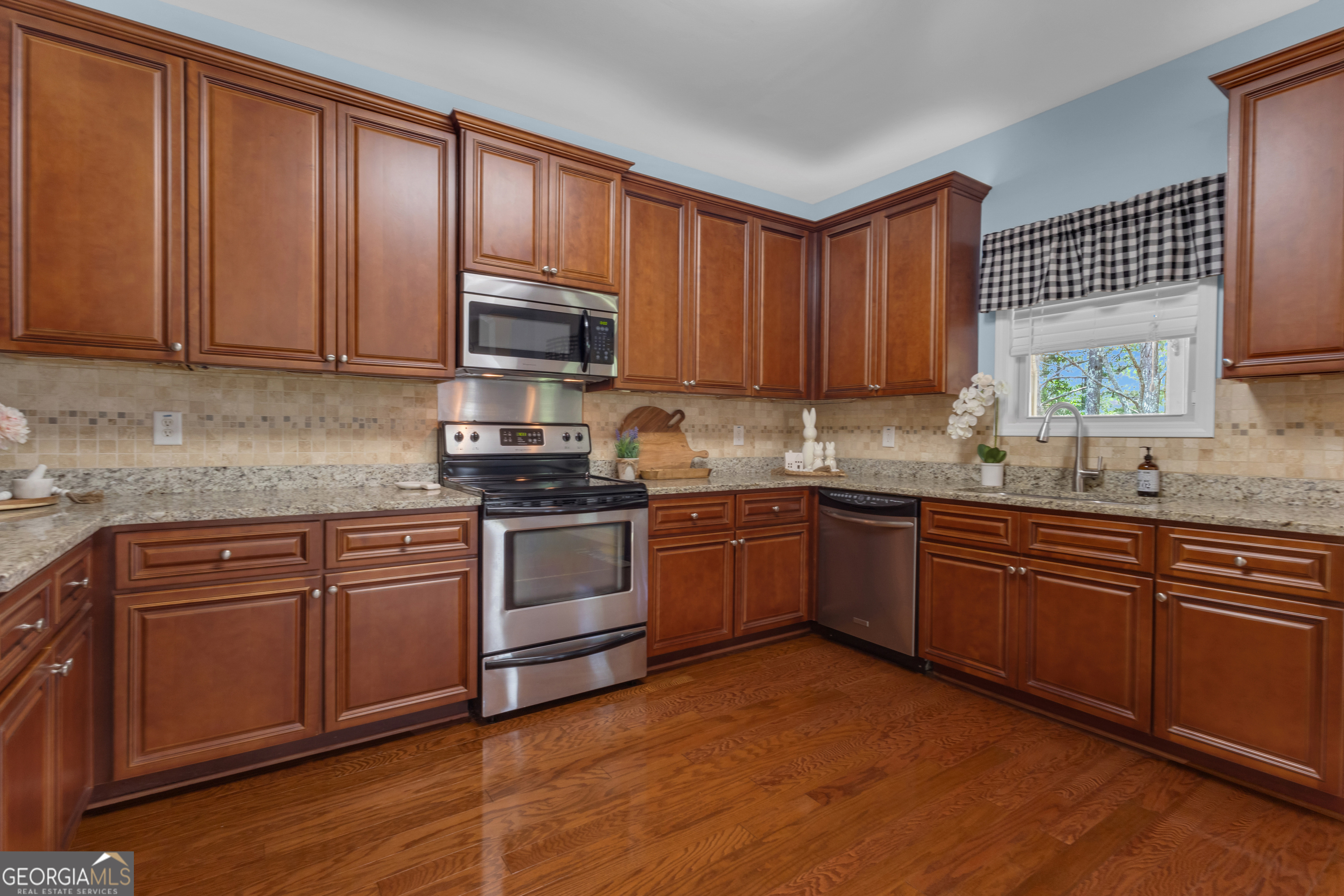 495 George Coggin Road Property Photo 23