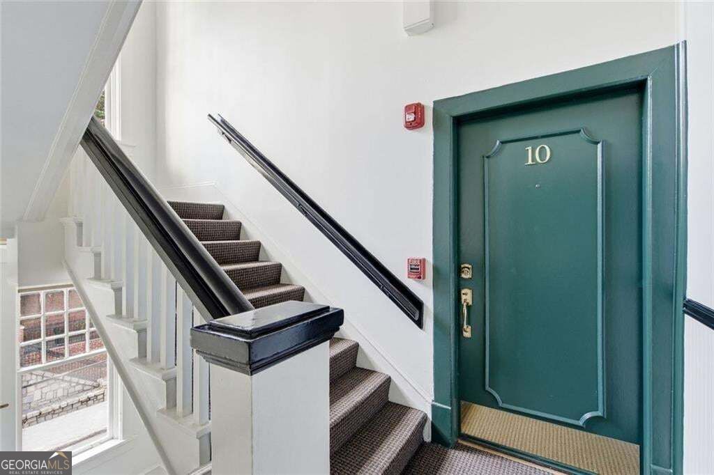 171 6th Street Ne # 10 Property Photo 8