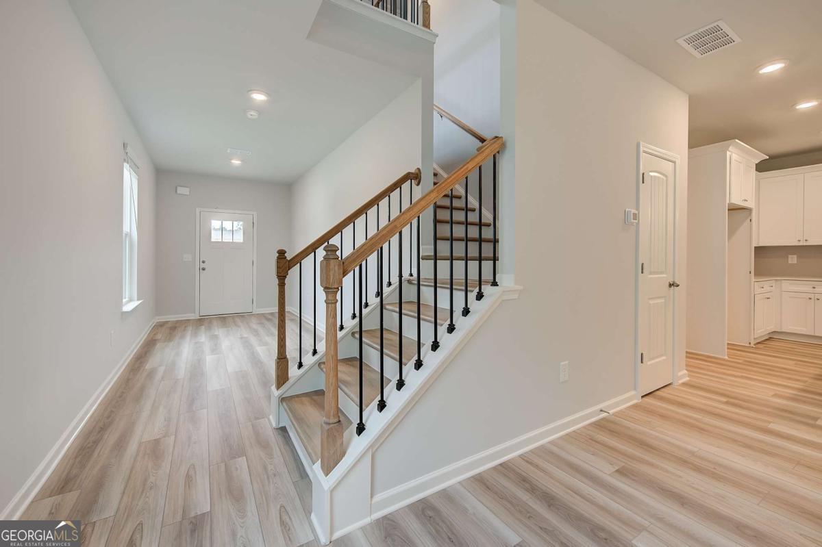 25 Cedar Drive Property Photo 6