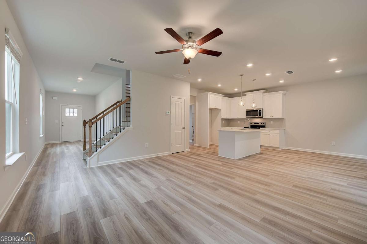 25 Cedar Drive Property Photo 8