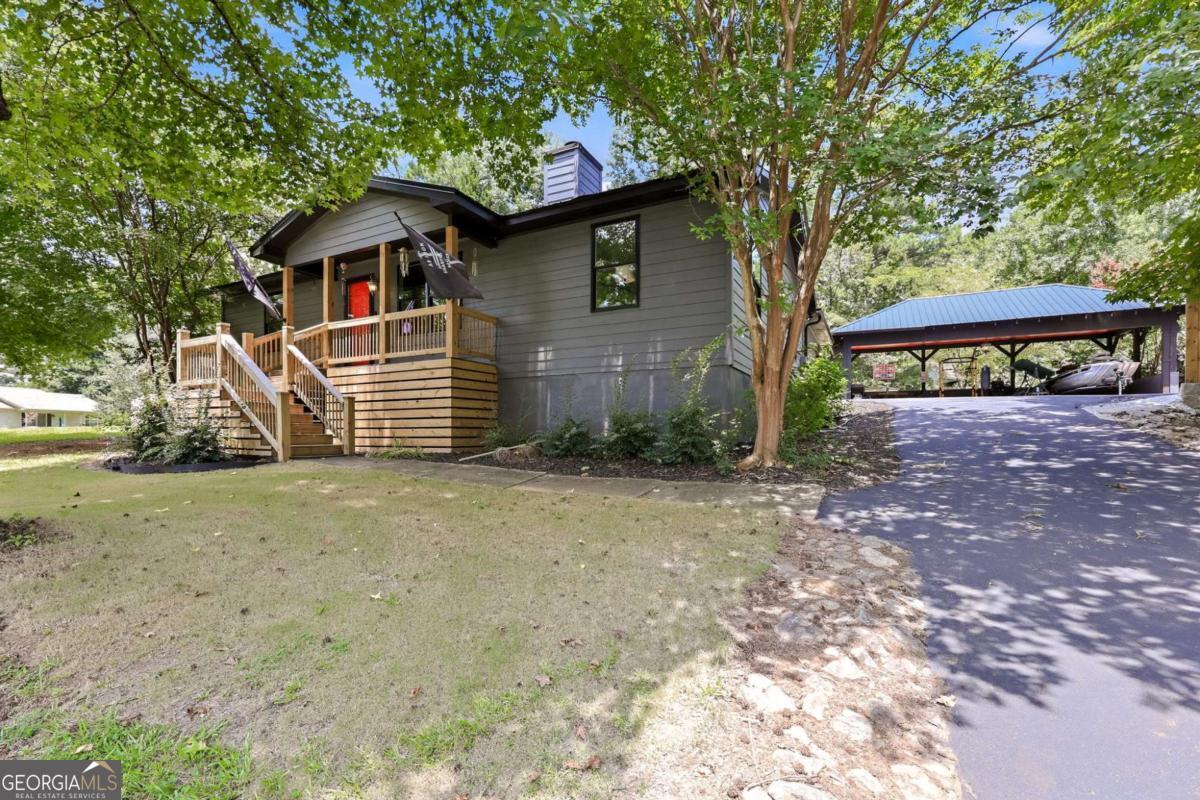 101 Fairlane Court Property Photo 7