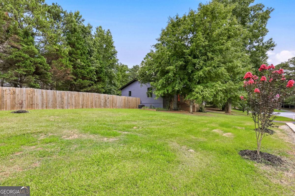 101 Fairlane Court Property Photo 8