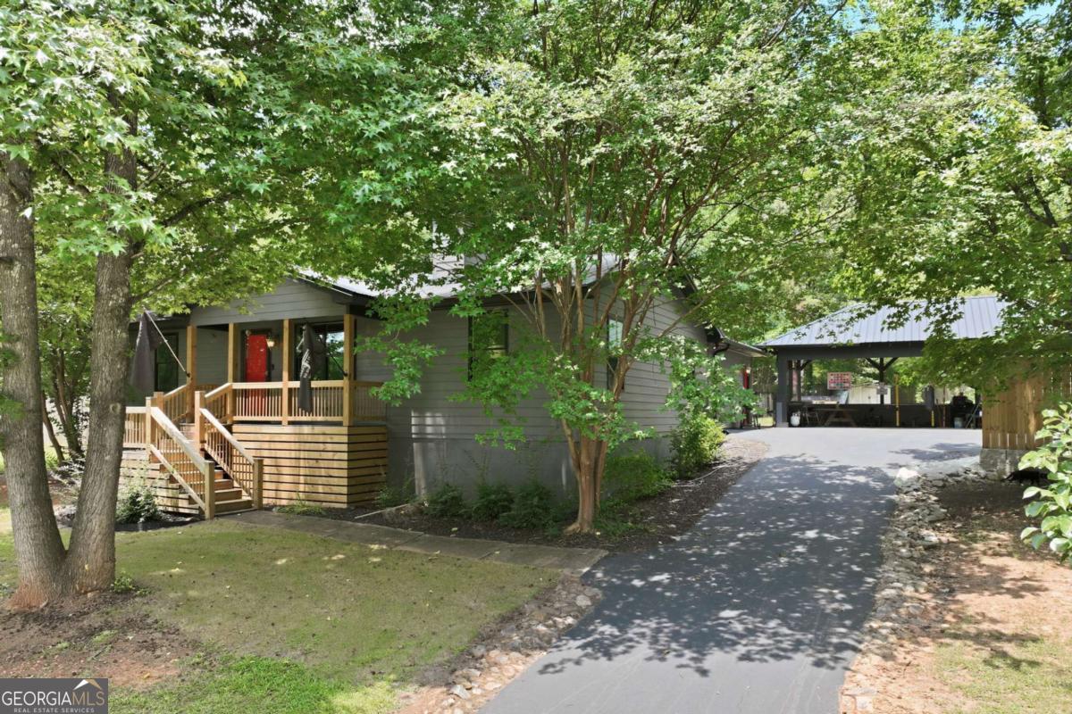 101 Fairlane Court Property Photo 19