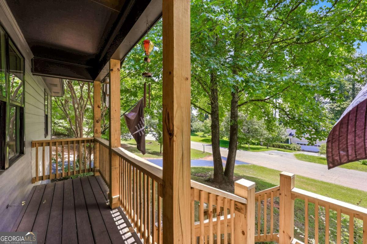 101 Fairlane Court Property Photo 20