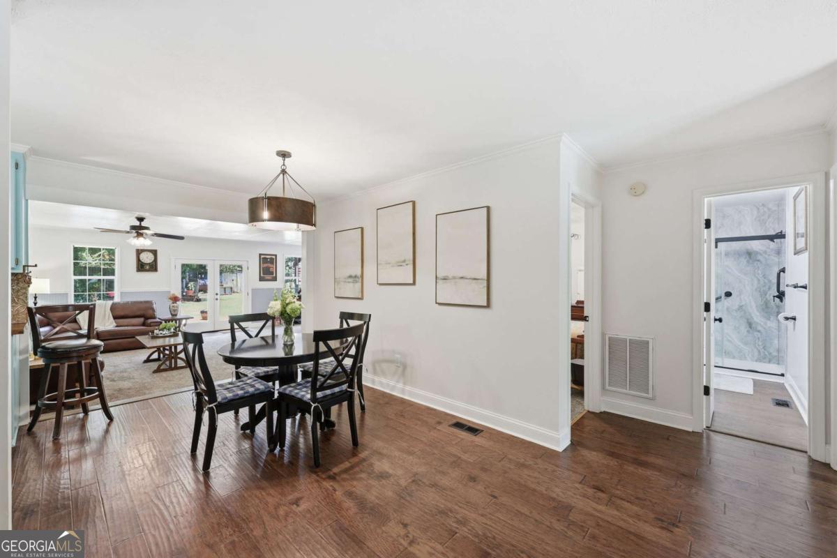 101 Fairlane Court Property Photo 29