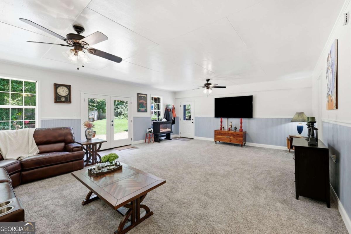 101 Fairlane Court Property Photo 30