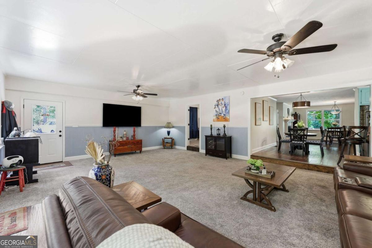 101 Fairlane Court Property Photo 31