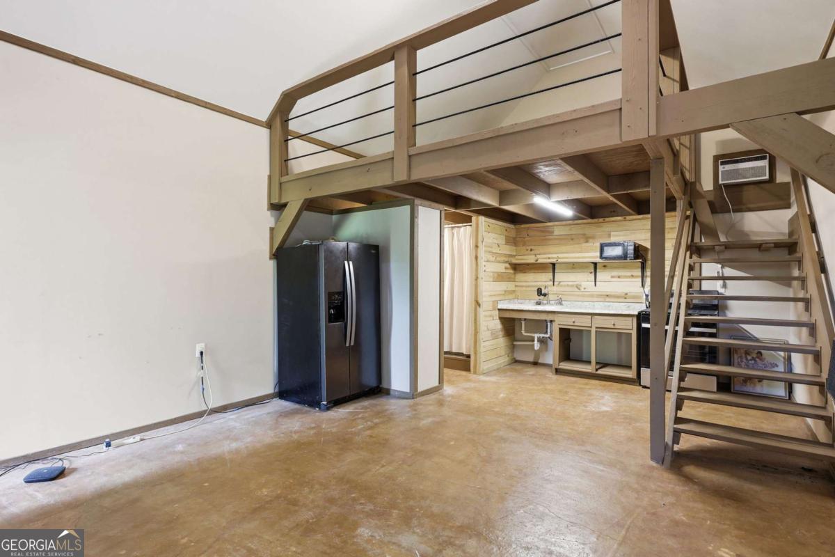 101 Fairlane Court Property Photo 47