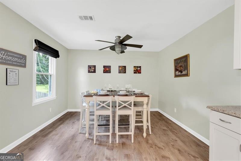 32 Baker Road Se Property Photo 10