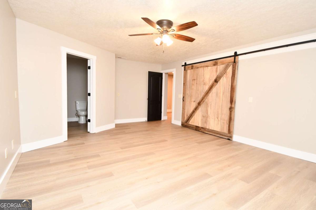 257 Lake Place Drive Property Photo 20