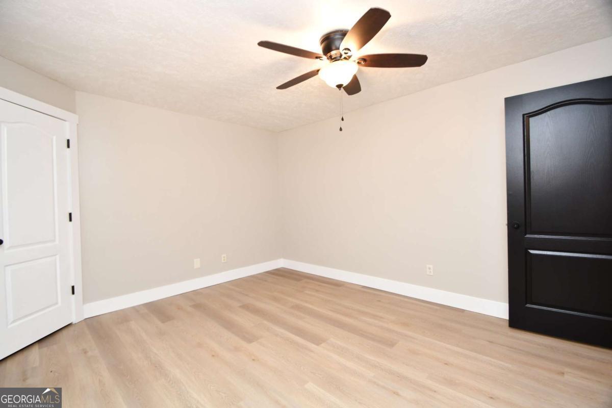 257 Lake Place Drive Property Photo 32
