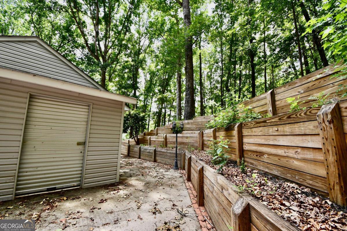 257 Lake Place Drive Property Photo 39