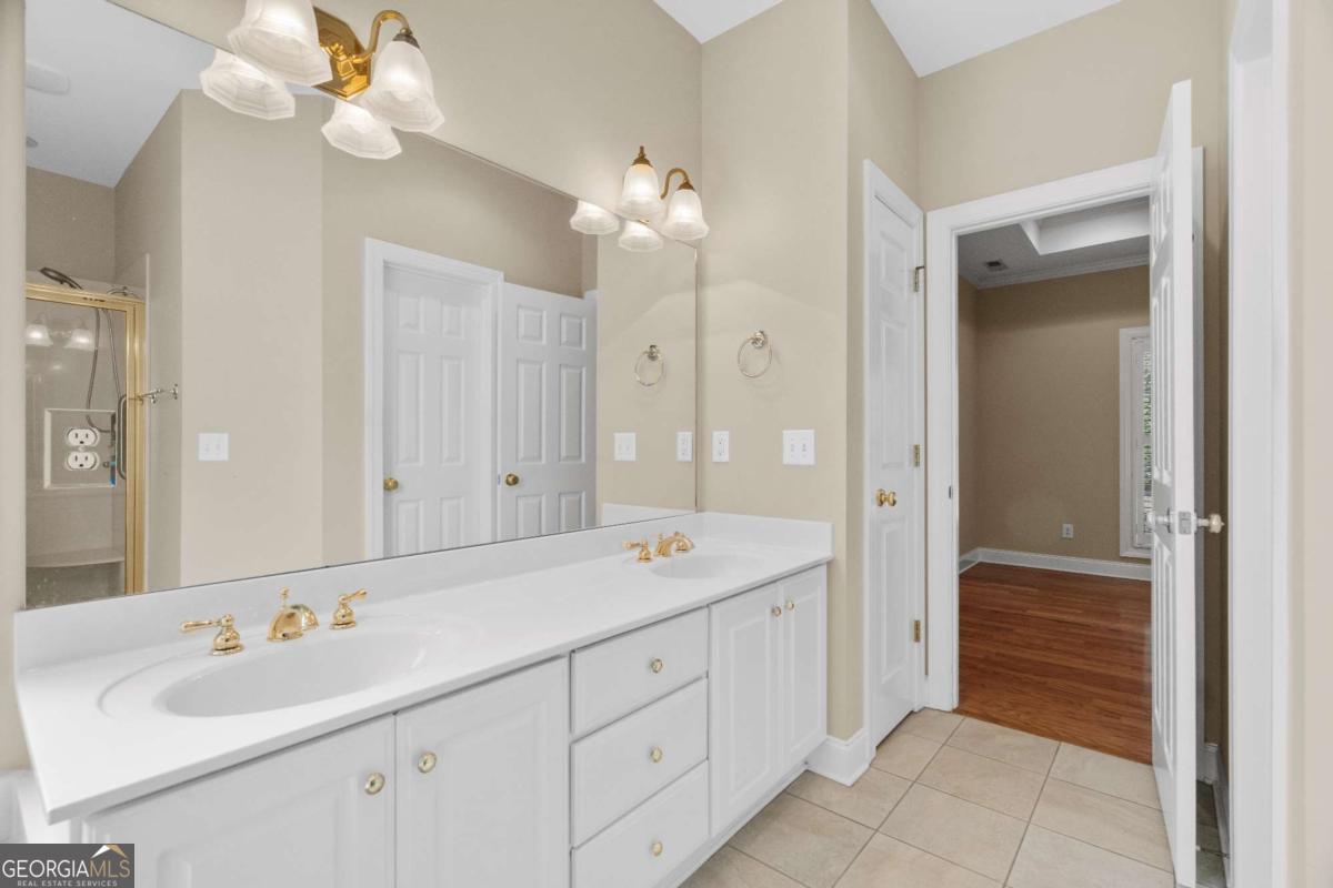 112 Bristol Place Se Property Photo 26
