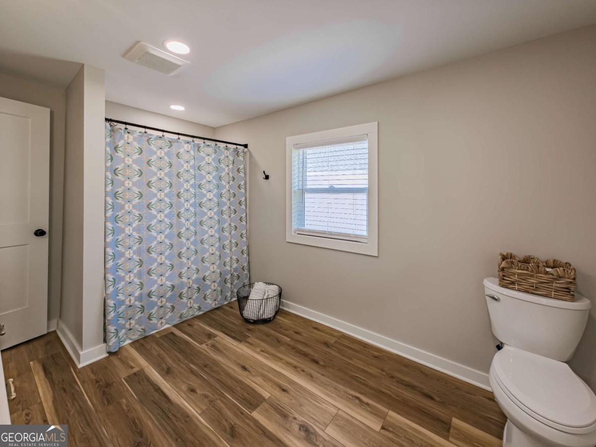 950 Crawley Road Property Photo 41